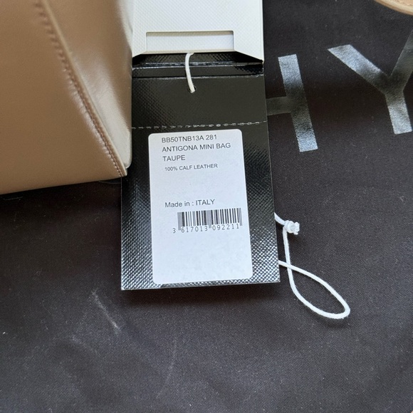 ****SOLD****Givenchy antigona - Picture 11 of 14